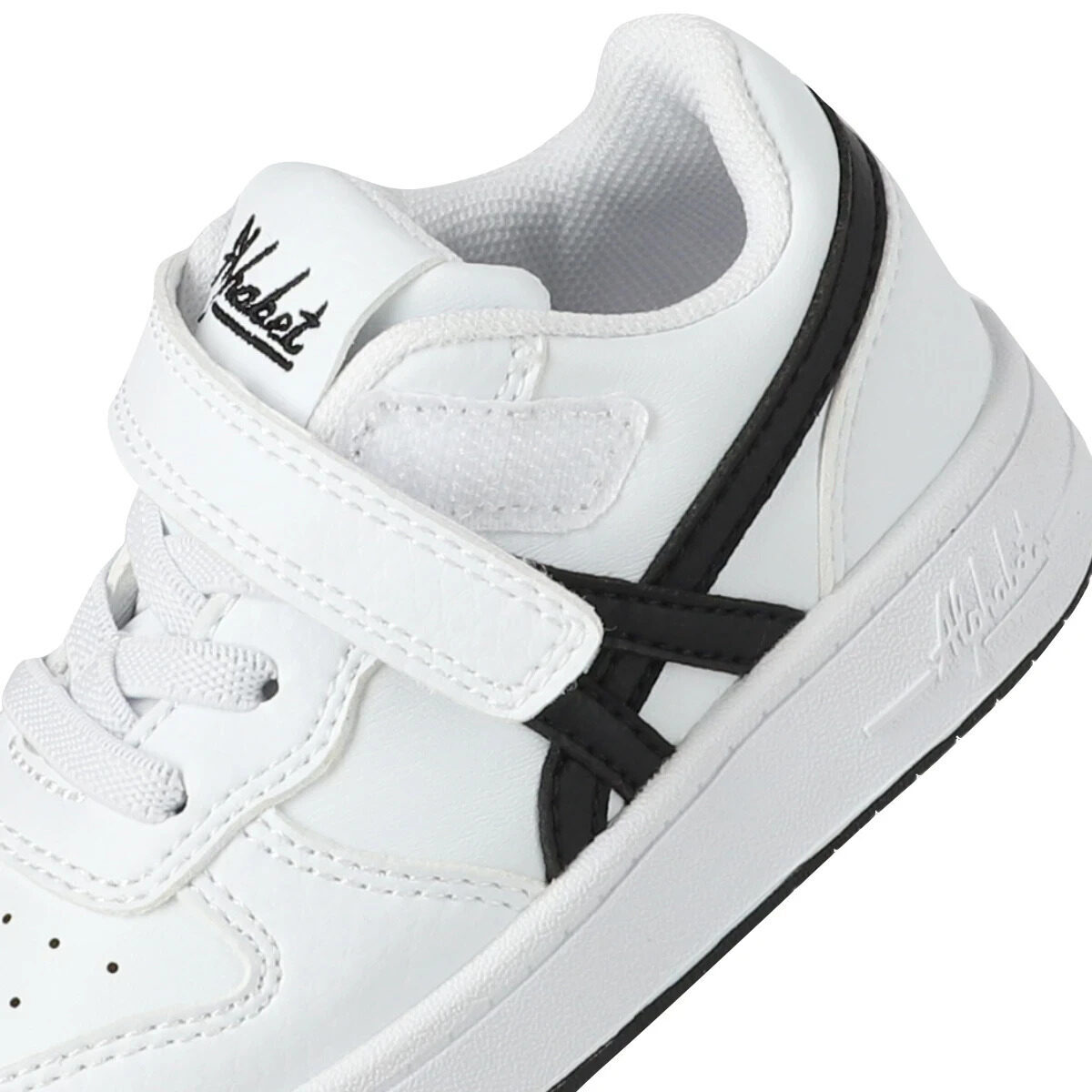 Wattles White/Black — Side
